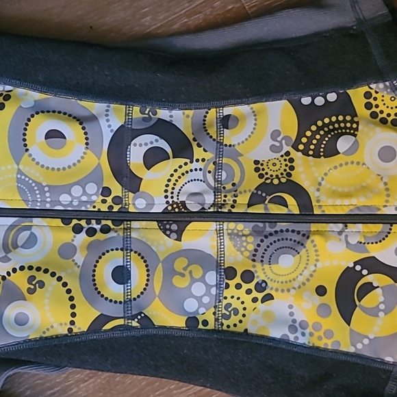 Triple Flip 4 Hoodless Hoodie - Picture 2 of 4